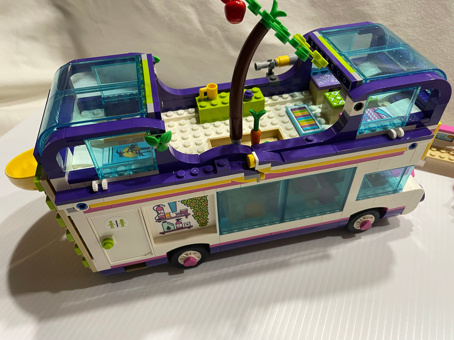 Friendship Bus- 41395