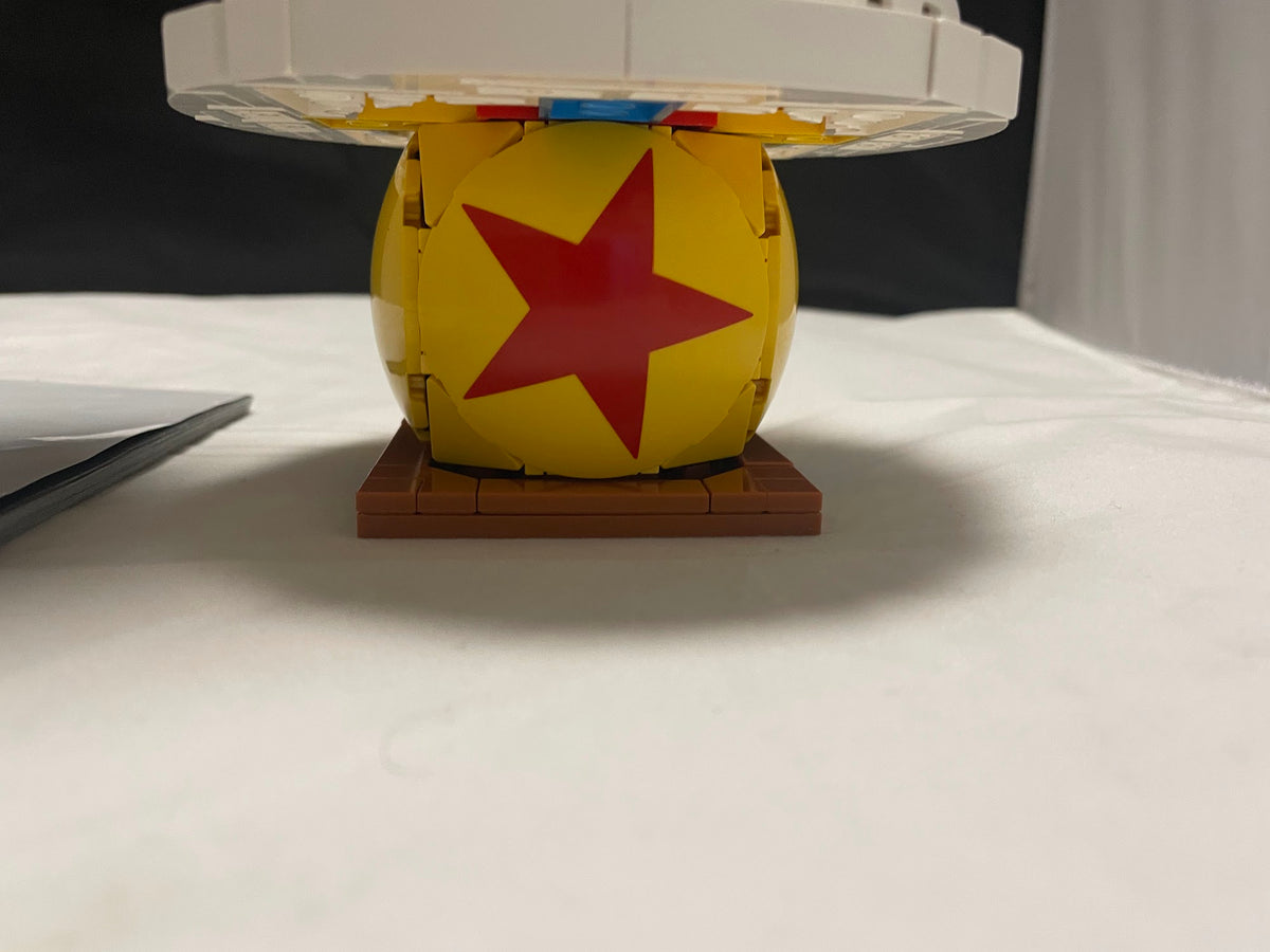 Used LEGO Disney Pixar Luxo Jr. 21357, photo 4