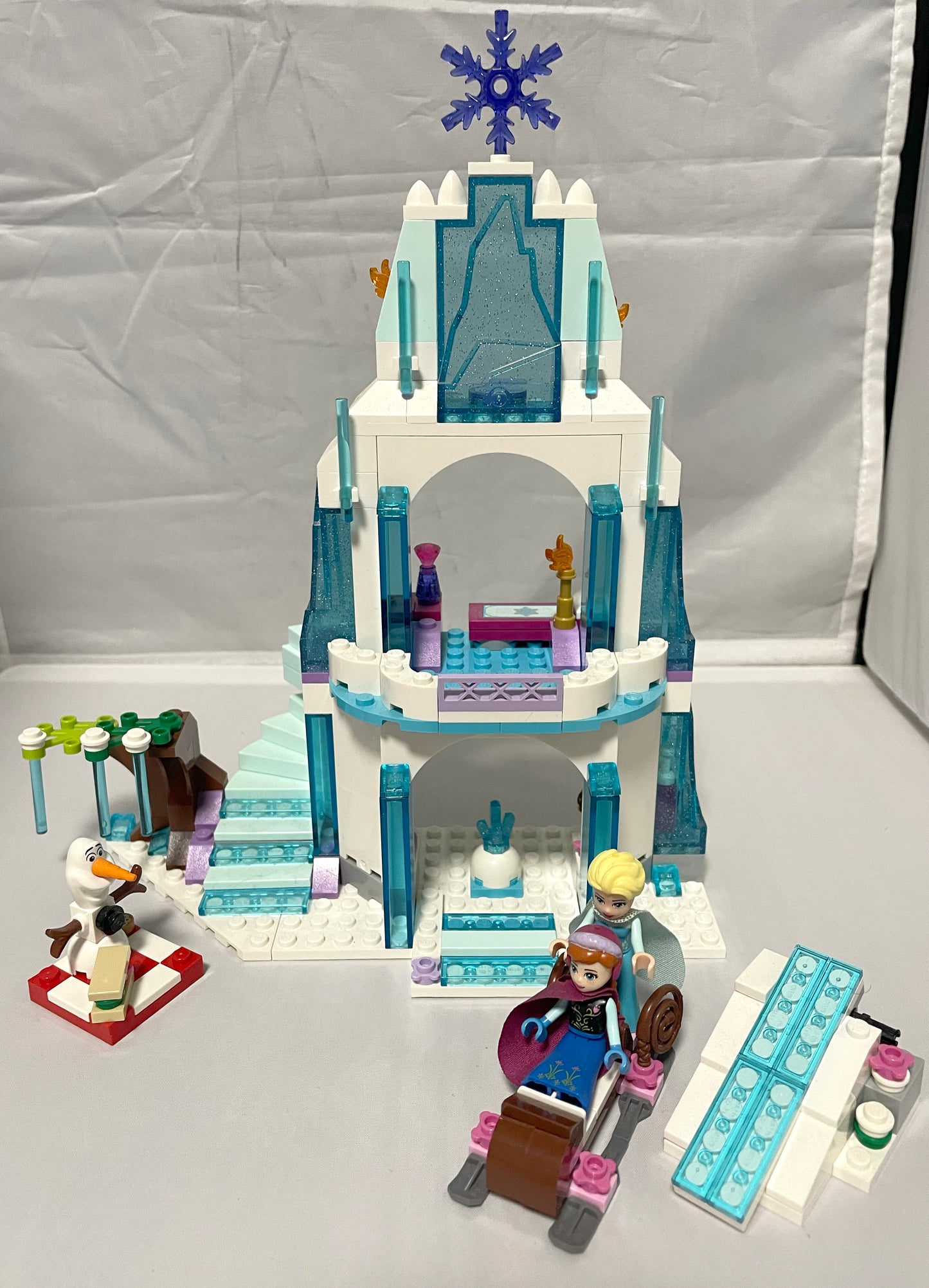 Princess Elsa's Sparkling Ice Castle- 41062