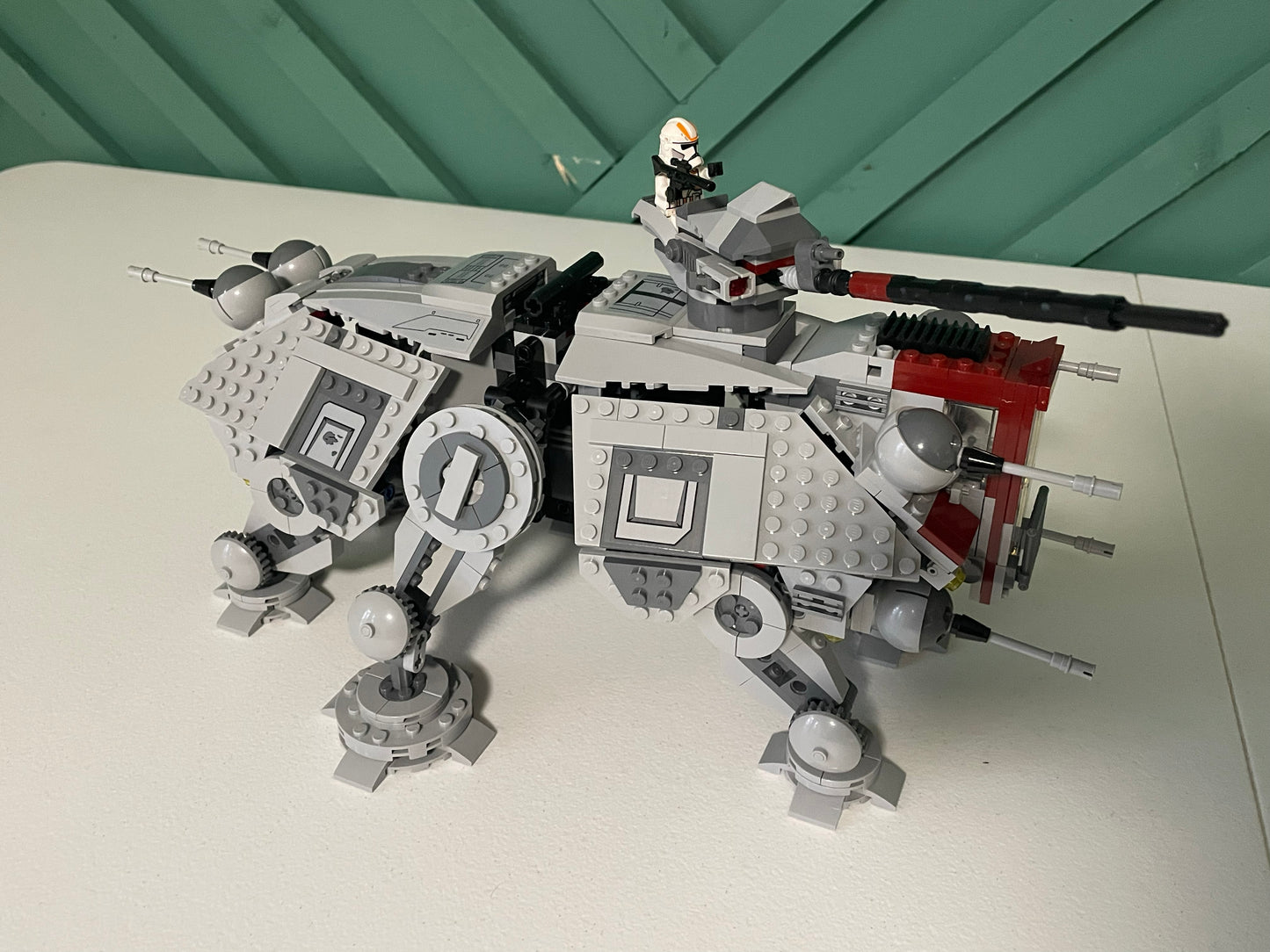 AT-TE Walker- 75337