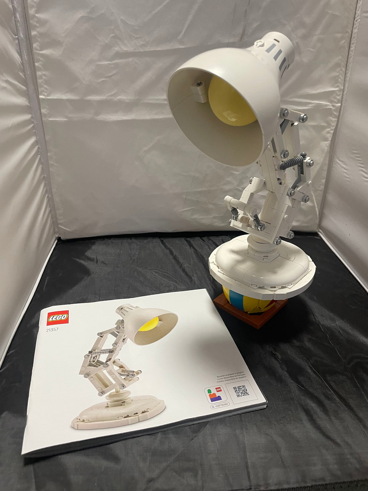 Used LEGO Disney Pixar Luxo Jr. 21357