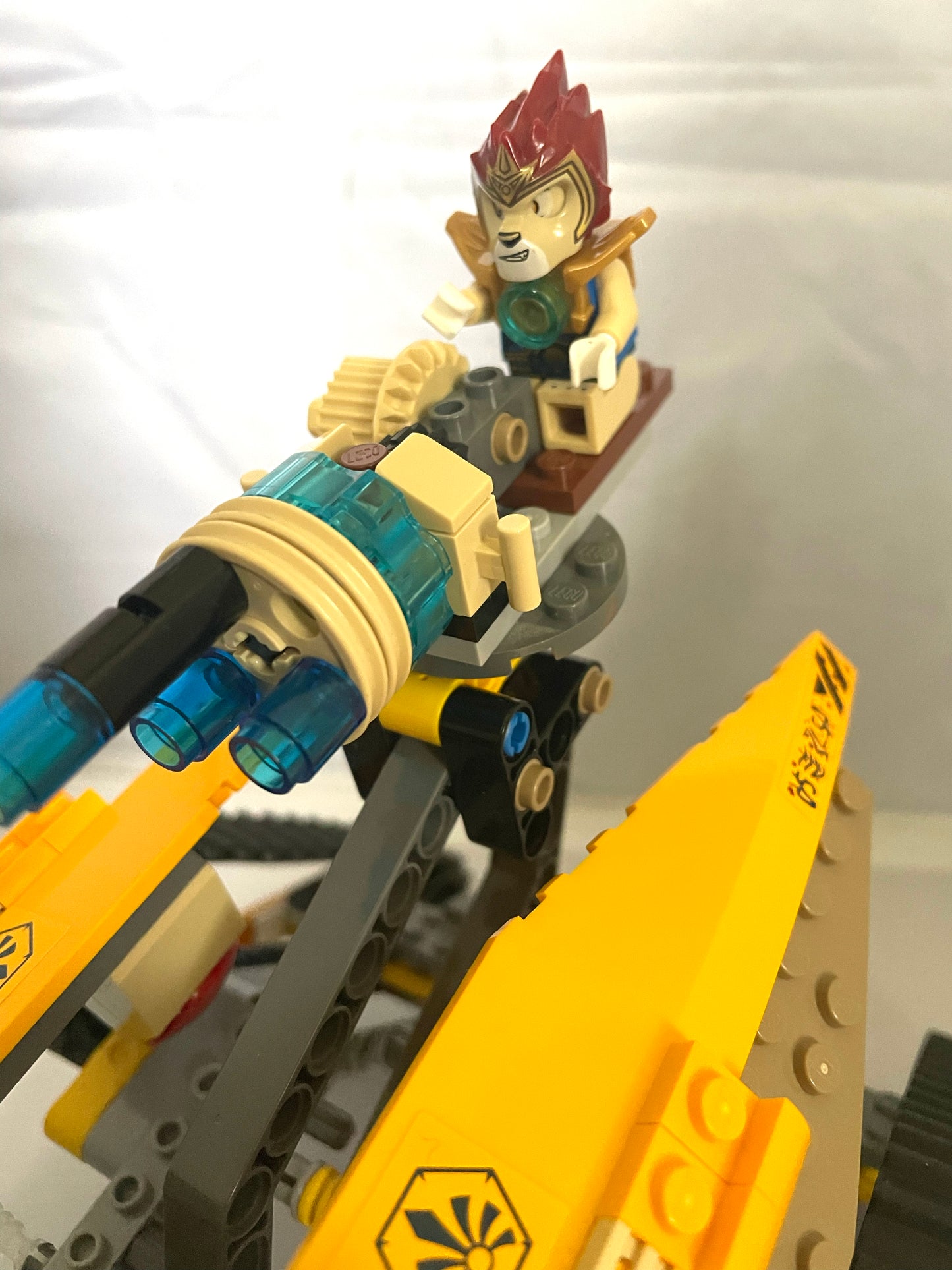 Chima- Lavals Royal Fighter- 70005