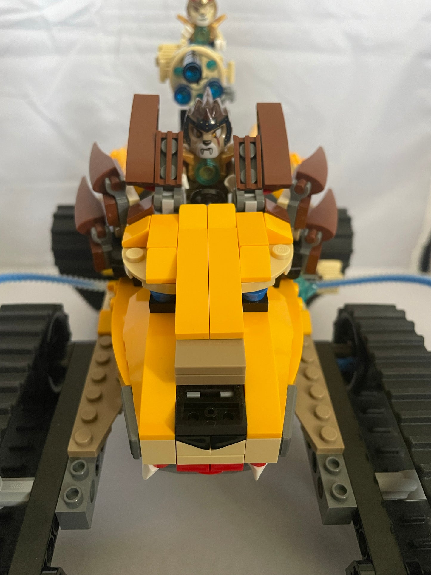 Chima- Lavals Royal Fighter- 70005