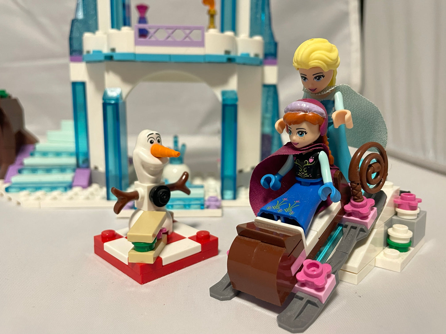 Princess Elsa's Sparkling Ice Castle- 41062