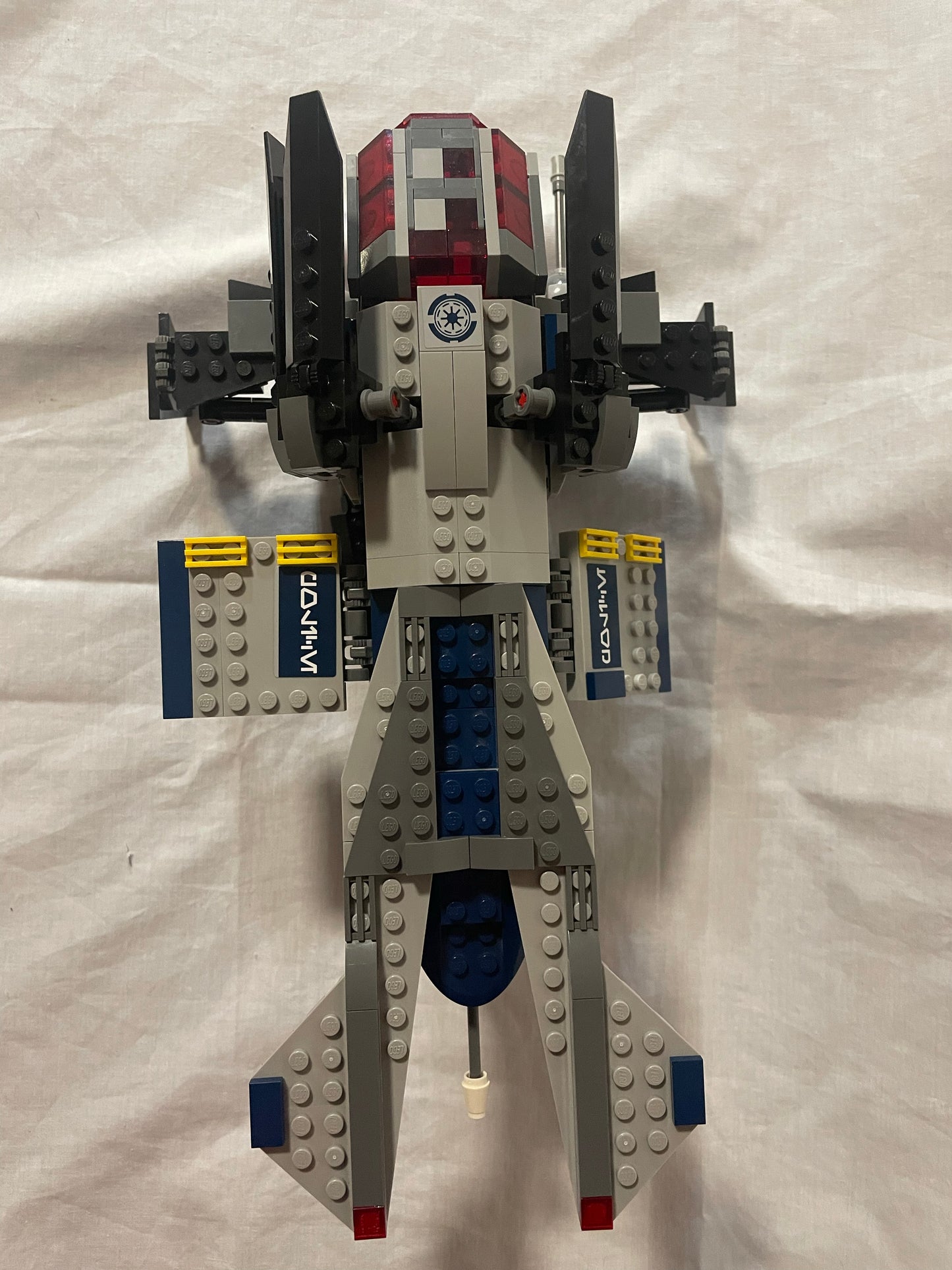 Coruscant Police Gunship- 75046