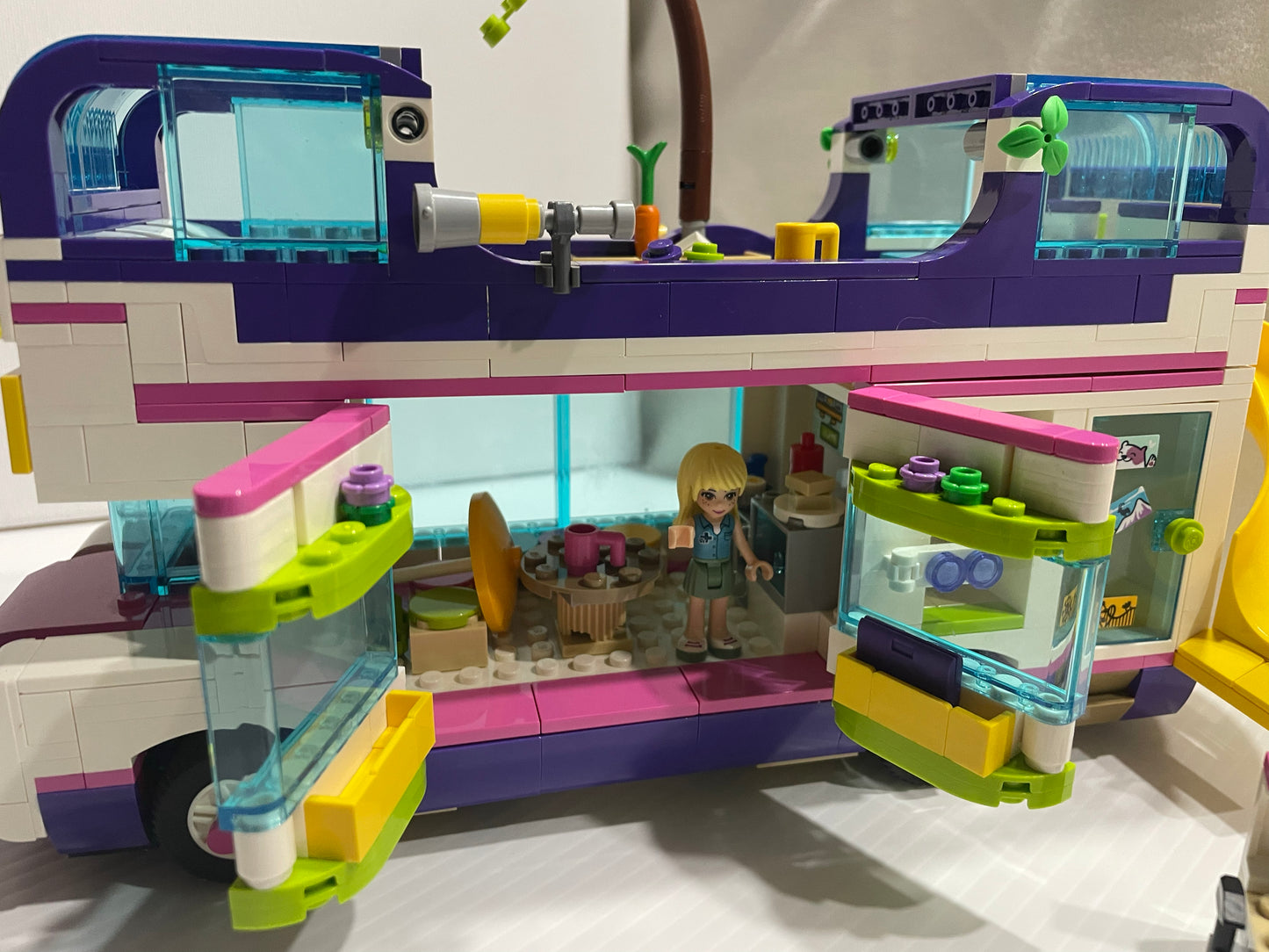 Friendship Bus- 41395