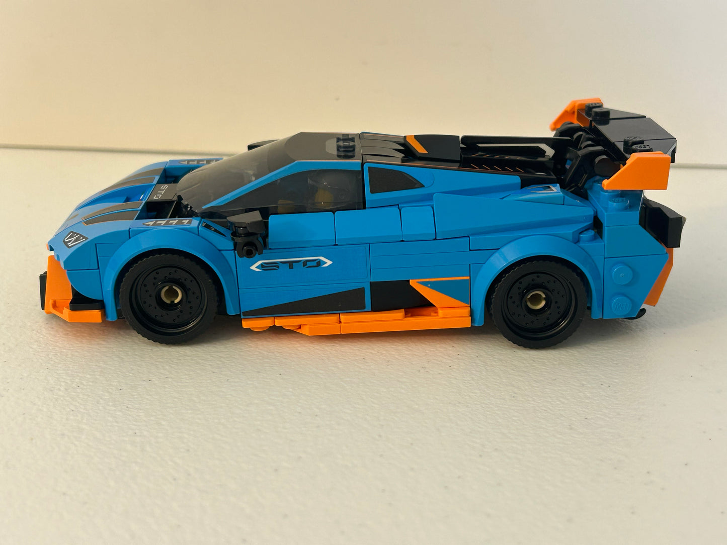 Lamborghini's- 77238