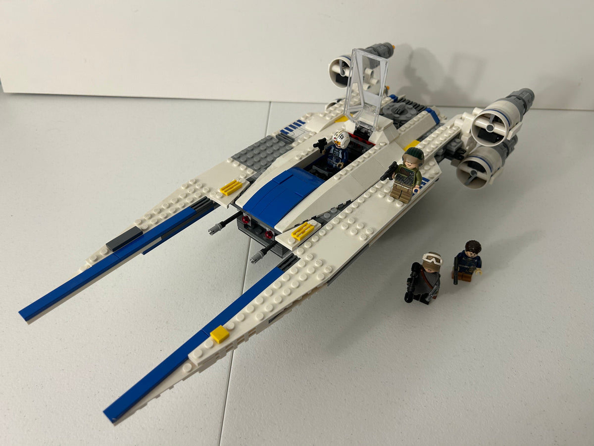 Used LEGO Star Wars Rebel U-wing Fighter 75155, actual set photo
