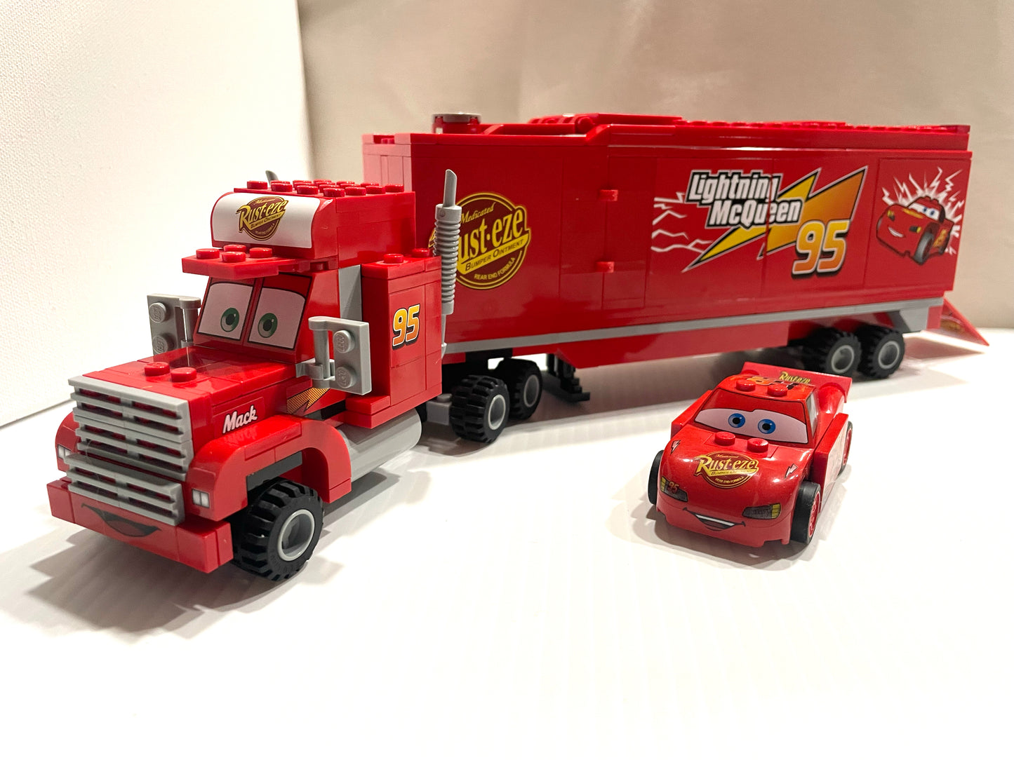 Mac's Team Truck- 8486