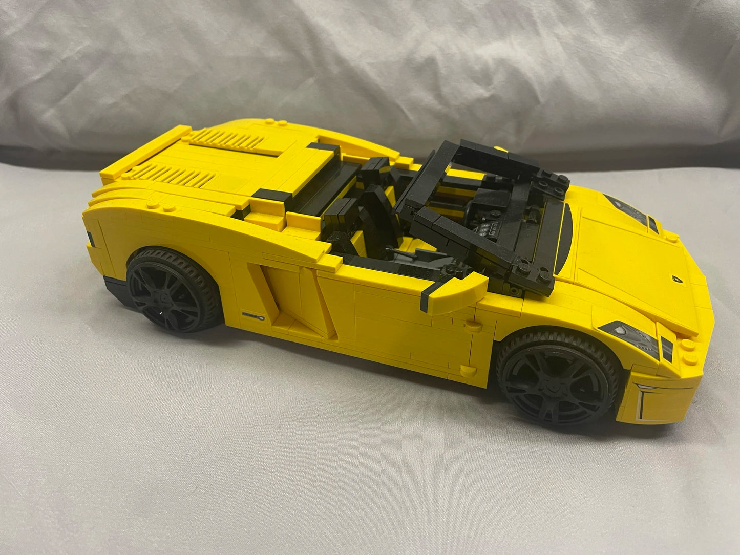 Lamborghini- 8169