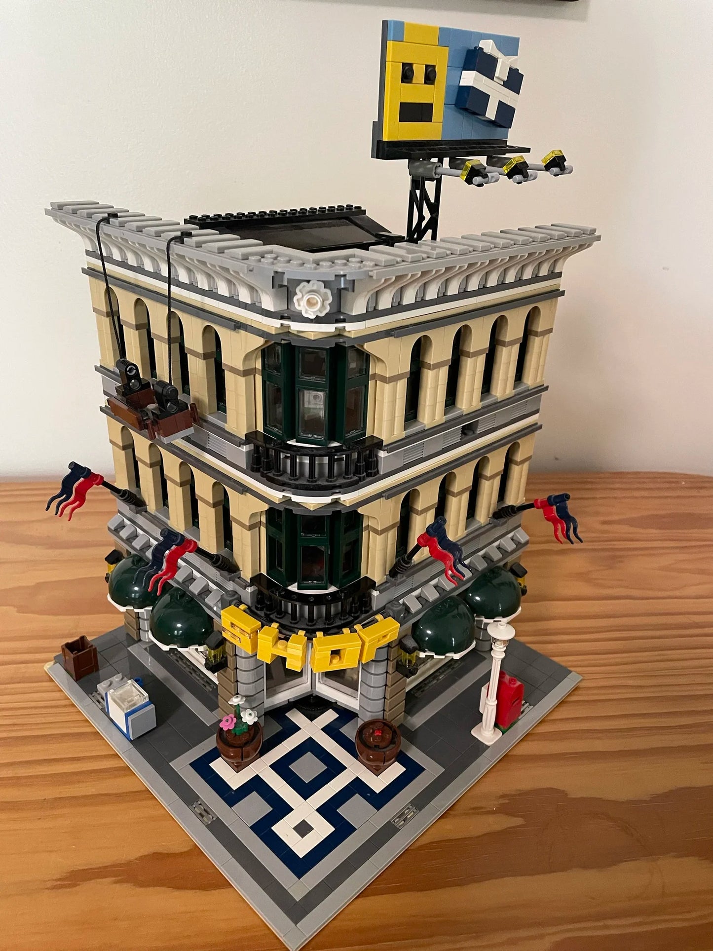 Grand Emporium- 10211