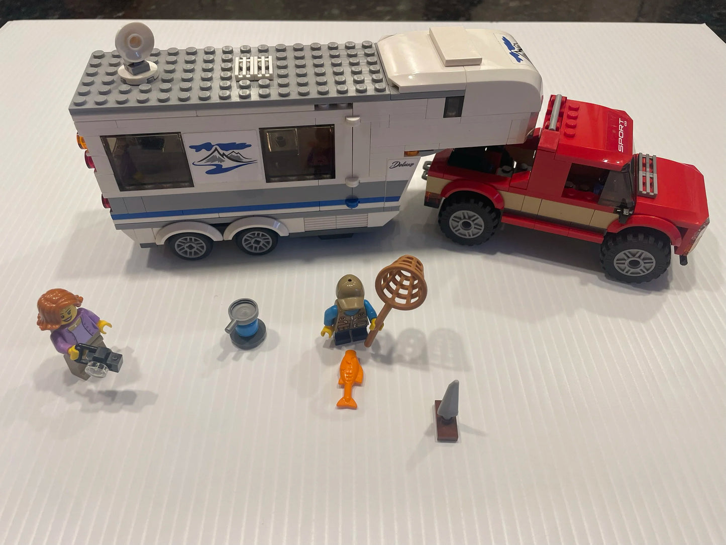 60182- Pick Up Caravan