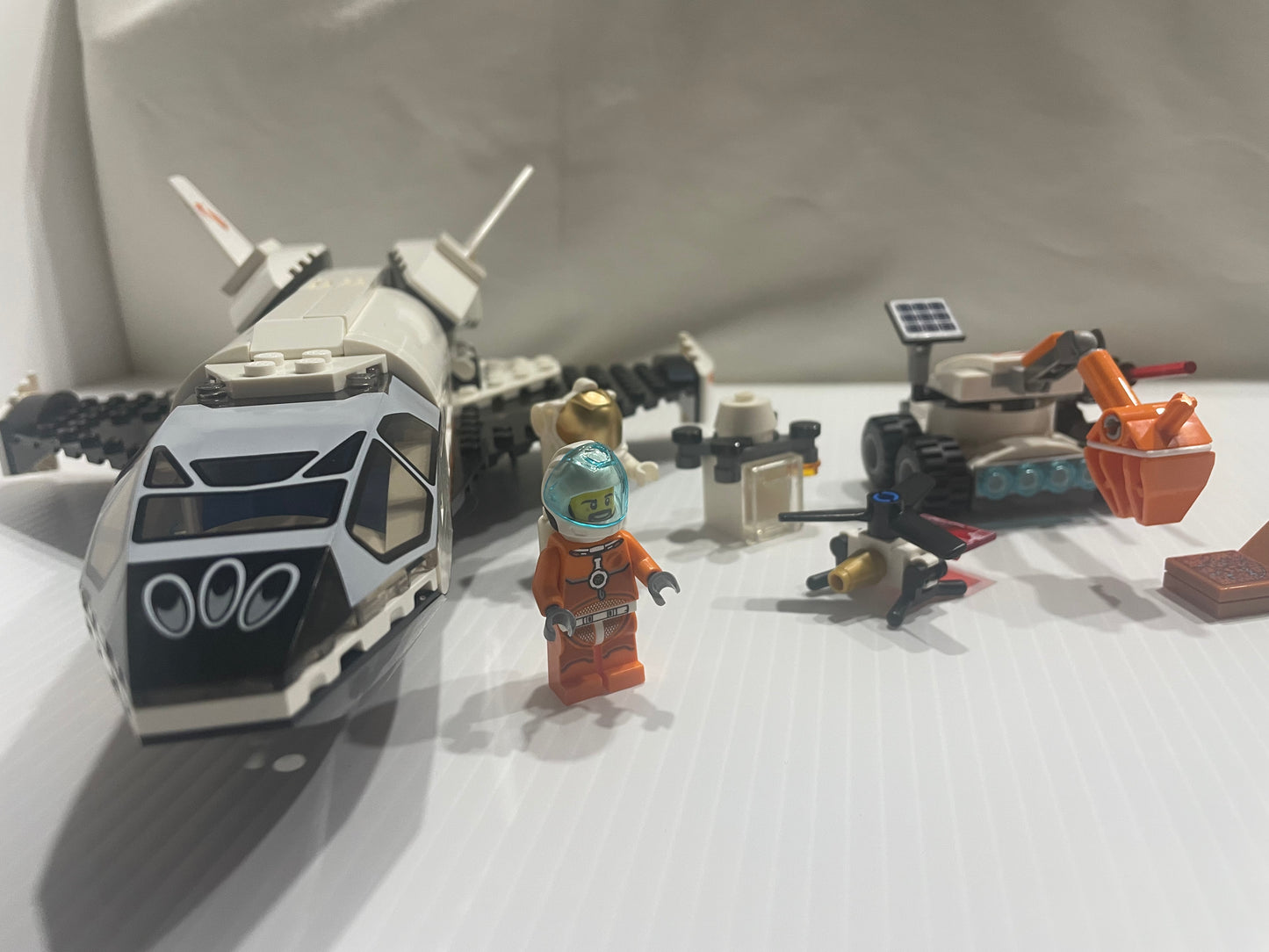 Mars Research Shuttle- 60226