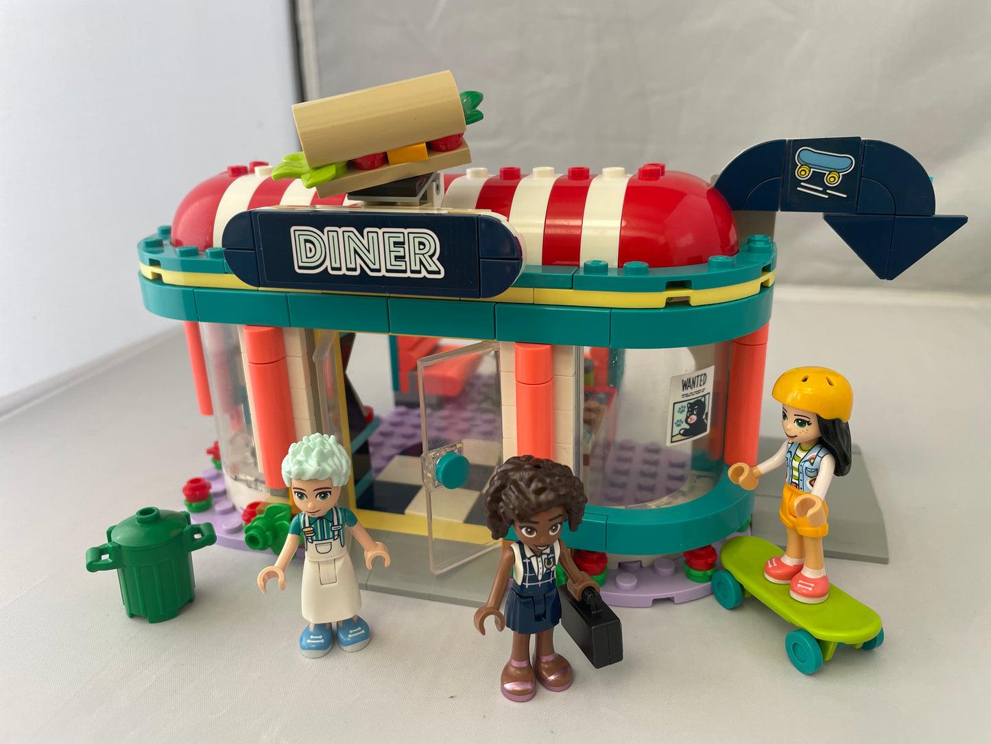 Downtown Diner- 41728