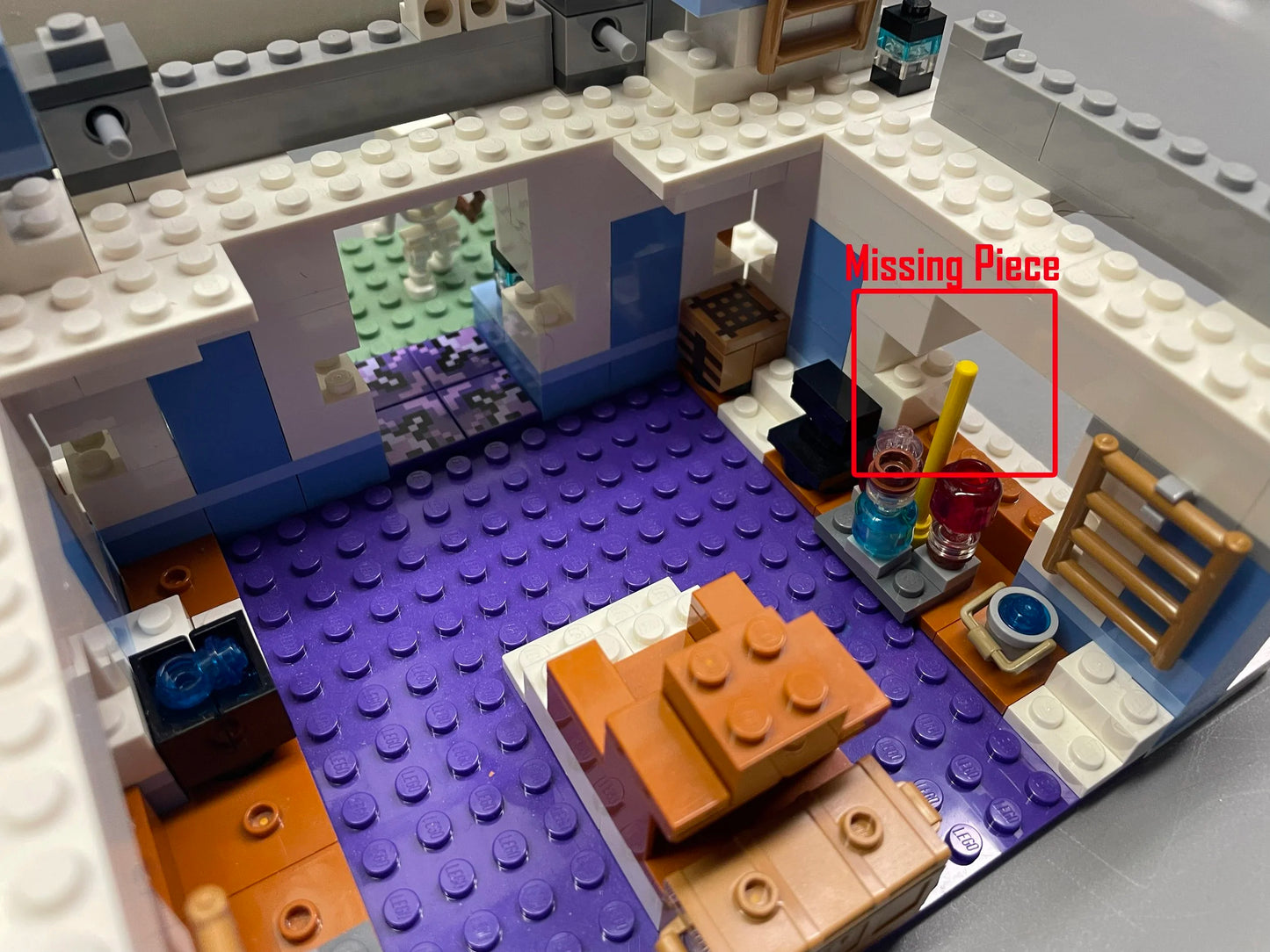 21186- Minecraft Ice Castle